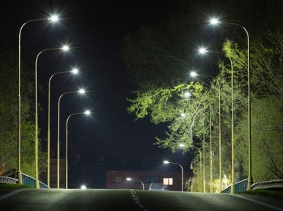 Luce in via della Pace, lavori in partenza