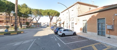 Grottammare - Con lo scooter investe due persone