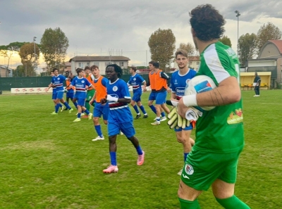 Dopo la decima giornata del girone F di serie D la classifica si accorcia ulteriormente