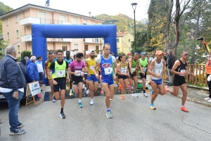Successo per la Mezza Maratona di Ascoli nel segno di Stefano Massimi e Francesca Bravi