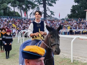 Quintana di Ascoli, vince ancora Innocenzi ma dopo uno spareggio