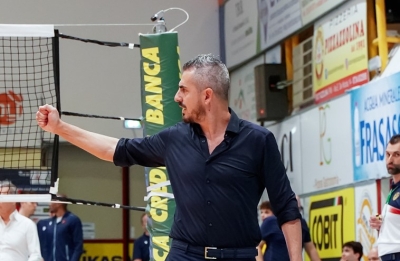 Coach Ortenzi confermatissimo al timone della Yuasa Battery, e sarà il coach più giovane della Superlega