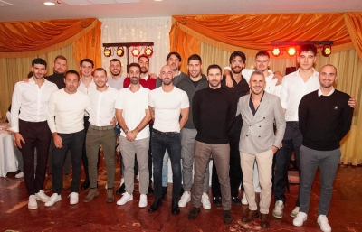 In duecentocinquanta per l'abbraccio di Natale alla Yuasa Battery