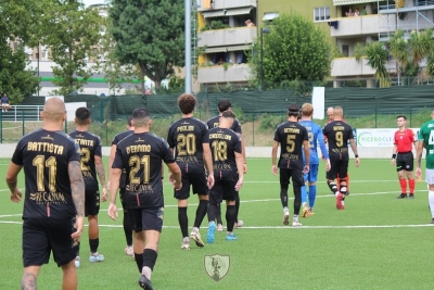 Si archivia anche la prima giornata del girone F di Serie D con ben 28 reti realizzate ed un'unico 0-0 molto deludente