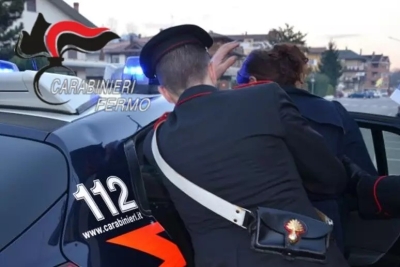 Rapina al bar tabaccheria, ferita la titolare: arrestata una ragazza