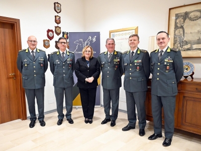 Sottosegretario Albano in visita al Comando Regionale Marche della Guardia di Finanza: “Presenza costante e irrinunciabile sui territori”