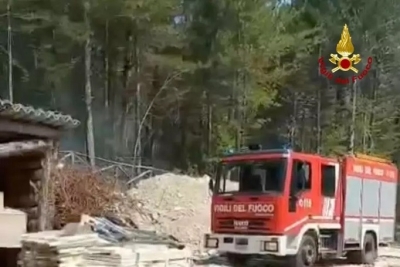 Incendio in sottobosco sui Sibillini, domato da vigili del fuoco