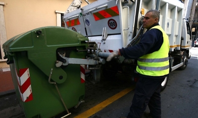 Accordo raggiunto per il rinnovo del contratto dei lavoratori servizio ambientali, pattuiti aumenti del 12,5%