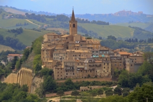 SERATE D&rsquo;AUTORE 2024, DAL 16 AL 20 LUGLIO A CASTIGNANO