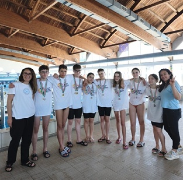 Ottimi risultati per il Primo Levi ai Giochi della Giovent&ugrave; regionali di nuoto: qualificazioni per Roma