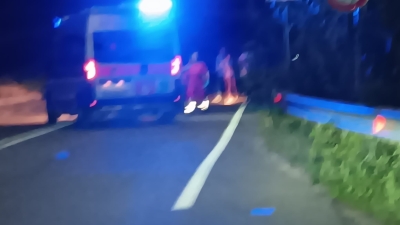 Ascoli Piceno - Grave incidente a Campolungo, auto carambola su un tombino