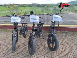 Prosegue senza sosta l&rsquo;azione di prevenzione e controllo messa in campo dal Comando Provinciale dei Carabinieri di Teramo per contrastare l&rsquo;allarmante fenomeno delle biciclette elettriche modificate.