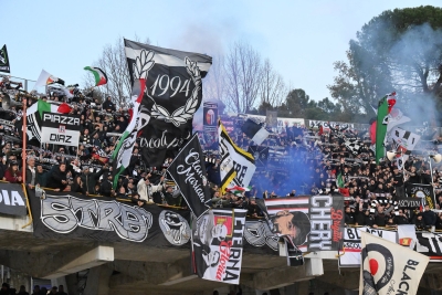 Ascoli Calcio - Tremila euro di multa per i cori razzisti di Ravenna