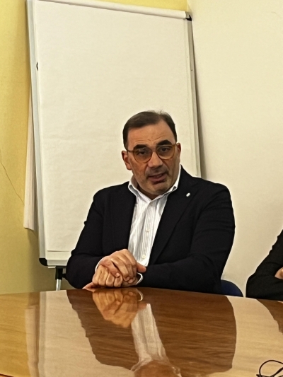 IL PRIMARIO MILANESE ORA ANCHE PROFESSORE ASSOCIATO DELL&rsquo;UNIVPM RIAPRE A FEBBRAIO IL REPARTO DI UROLOGIA ALL&rsquo;OSPEDALE &lsquo;MAZZONI&rsquo;