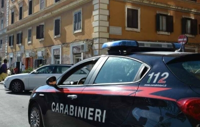 Teramo: viaggiavano in città con un’auto trafugata e senza targa, denunciati due studenti