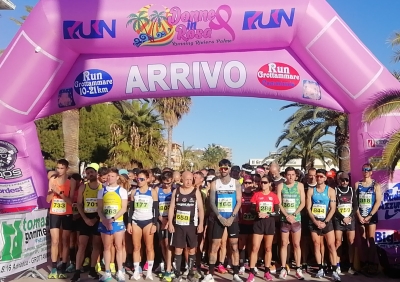 Half Marathon Pietro Mennea Gold e Donne in Rosa di nuovo a braccetto