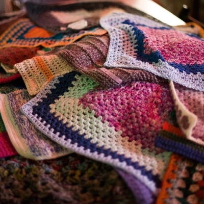 Offida, un impegno tutto l’anno contro la violenza di genere: sportello CAV, scuole e “Viva Vittoria” in Piazza del Popolo (30 novembre)