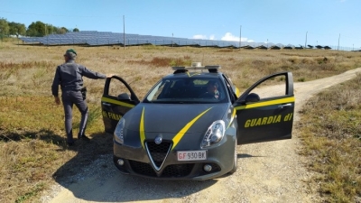 Maxi frode fotovoltaico, indagini anche su impianto nel Fermano