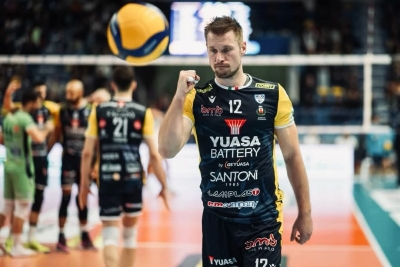 Yuasa Battery, Petkovic: “A Dubai con voglia ed energia, pensando ai playoff. Godiamoci questo momento”