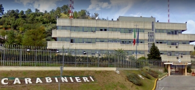 Ascoli Piceno - Indossa la giacca del Livorno, ex calciatore aggredito in pieno centro