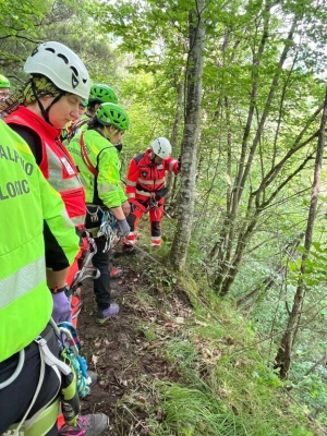 Non riescono pi&ugrave; ad orientarsi, due escursionisti soccorsi sui Sibillini