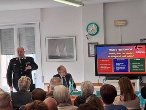 Truffe agli anziani, i Carabinieri di Civitanova Marche insegnano a difendersi