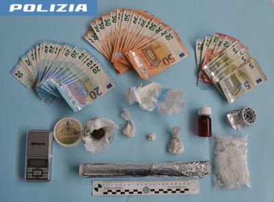 Spaccio di oltre due chili di droga nel Fermano, due arrestati