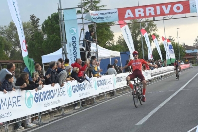 Dalla cronometro alla gara in linea: due giorni di passione e qualità ad Urbisaglia con il Papà Elio Gran Premio GiorgioMare