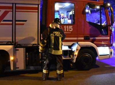 Frontale tra un auto e un camion nell'Anconetano, un uomo muore sul colpo